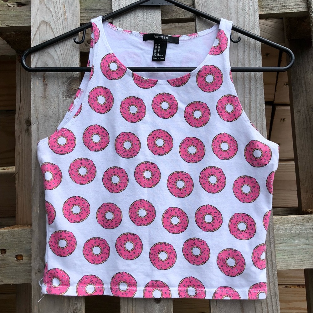 *I D🍩NUT CARE* CROP TOP